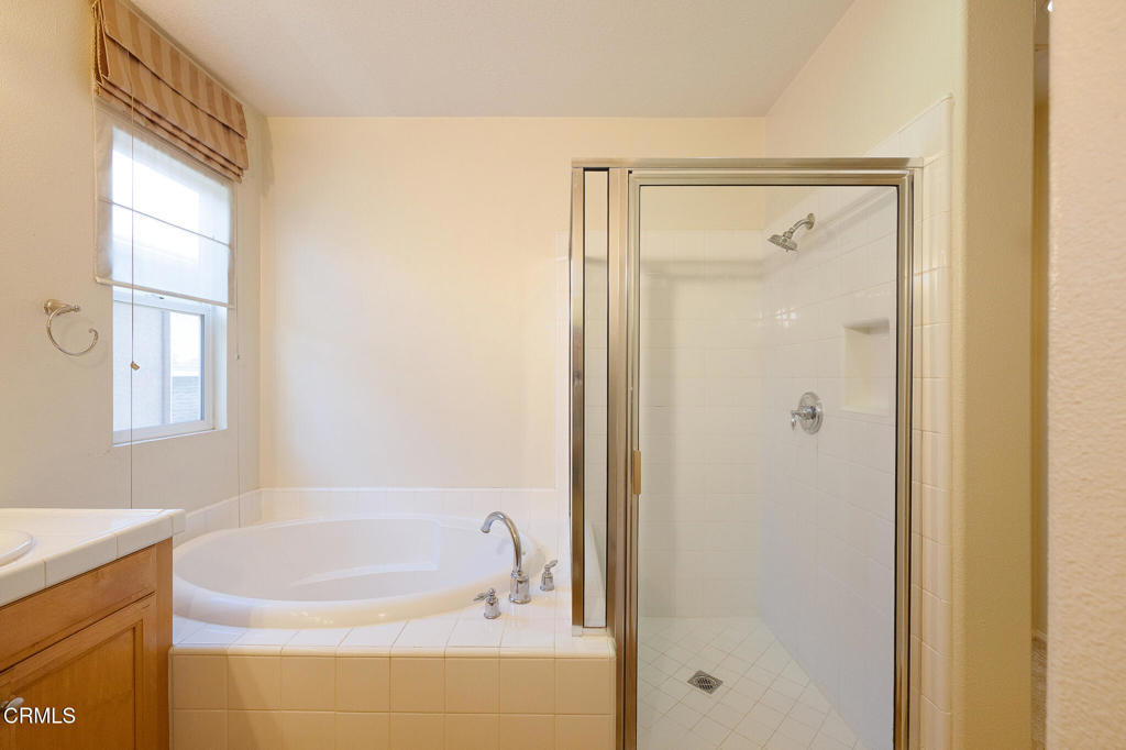 326 Lakeview Court - Photo 25
