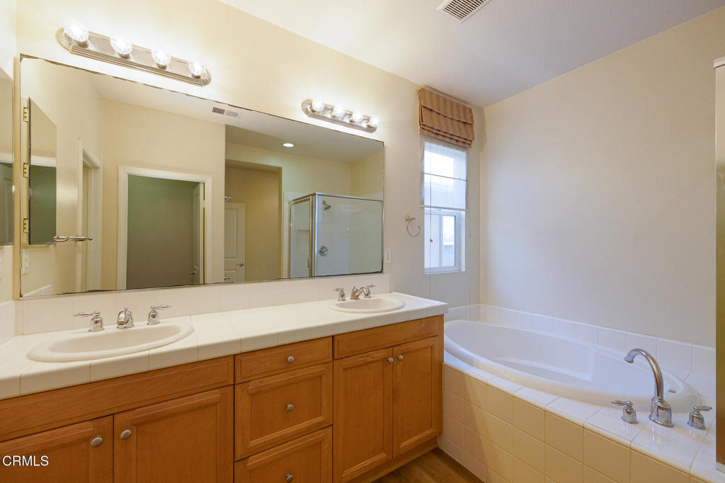 326 Lakeview Court - Photo 26