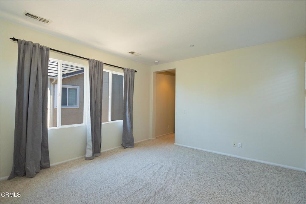 326 Lakeview Court - Photo 23