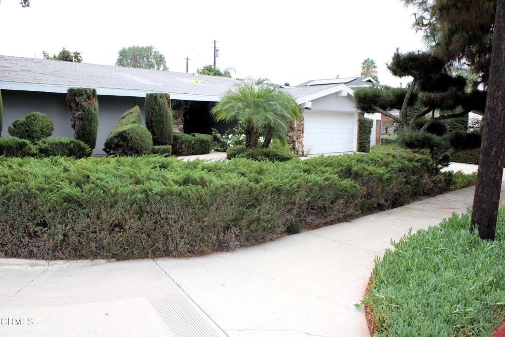 9642 Yolanda Avenue - Photo 3