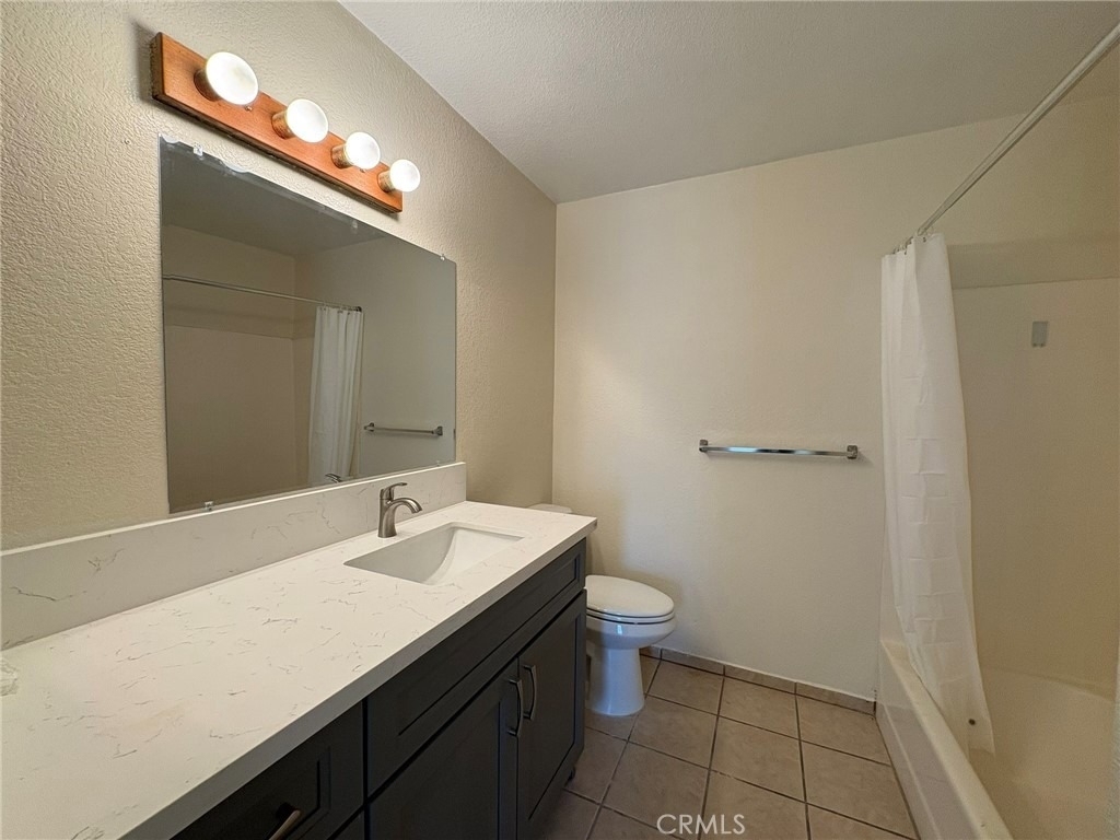 13233 East End Ave - Photo 7