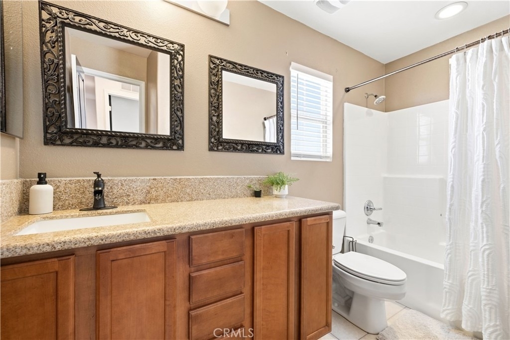 43023 Artesia Court - Photo 14