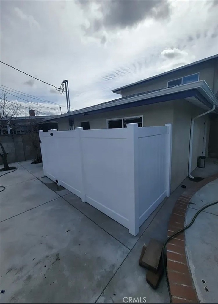 22233 Burton - Photo 9
