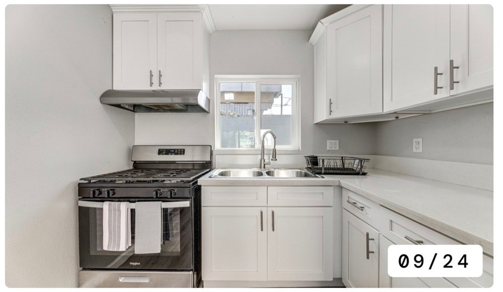 1816 W 22nd - Photo 12