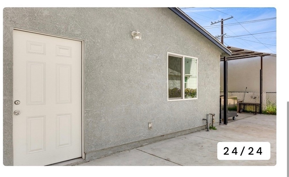1816 W 22nd - Photo 1