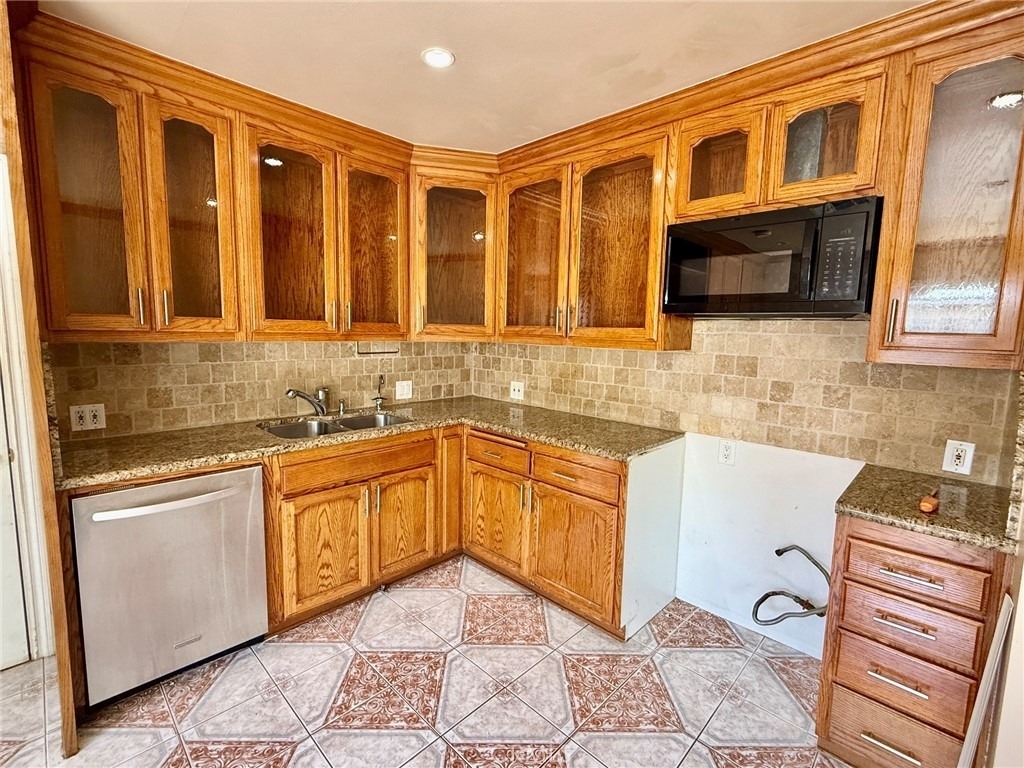 11322 Covello - Photo 1