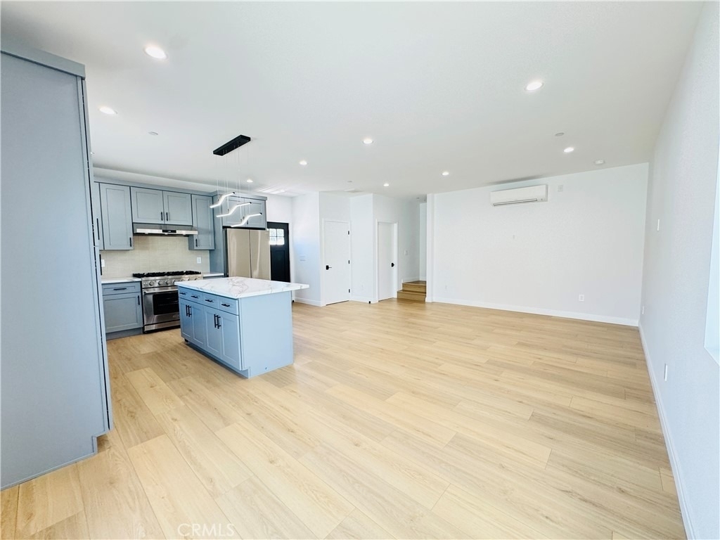 7744 1/2 Vassar Avenue - Photo 10