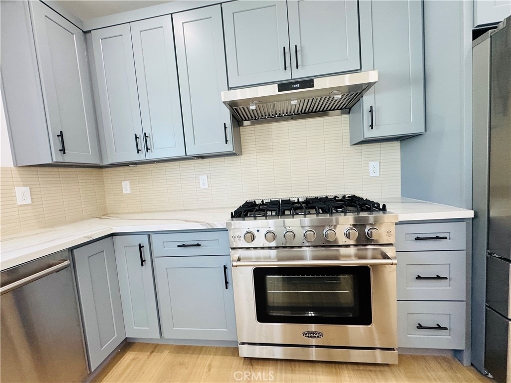 7744 1/2 Vassar Avenue - Photo 4