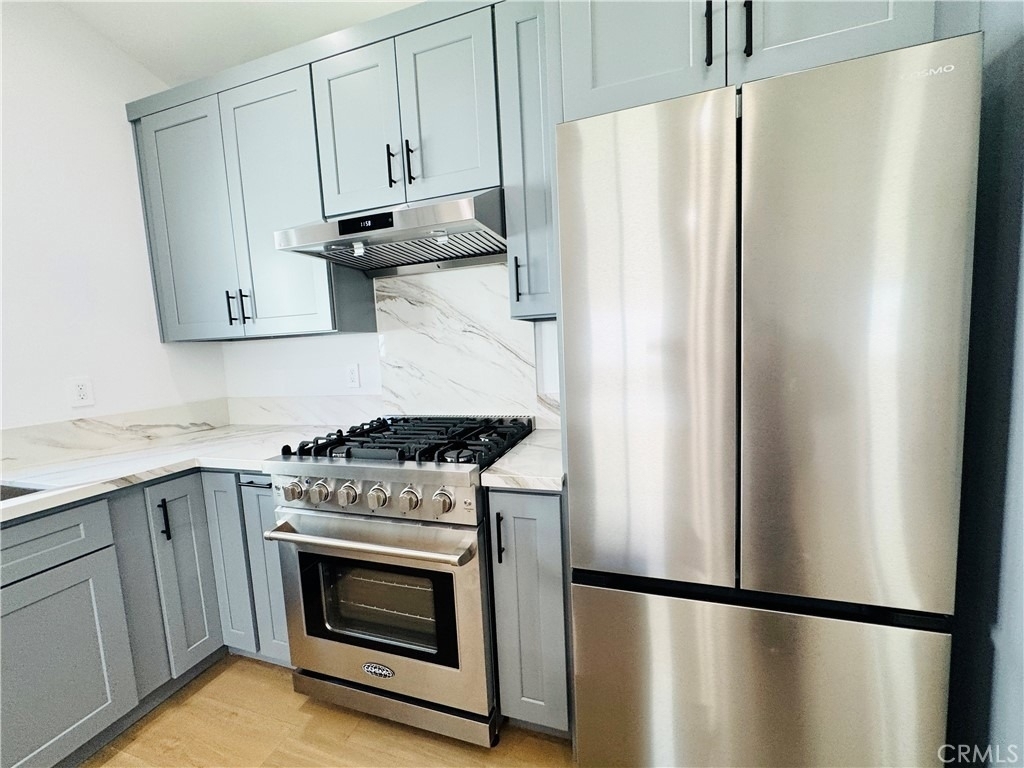 7742 Vassar Avenue - Photo 2