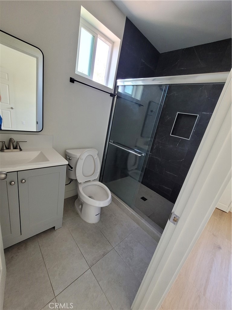 11864 Borden Avenue - Photo 16