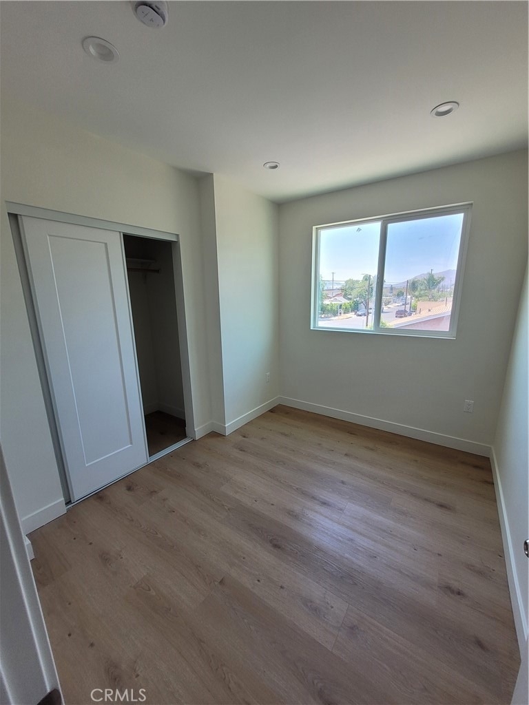 11864 Borden Avenue - Photo 14