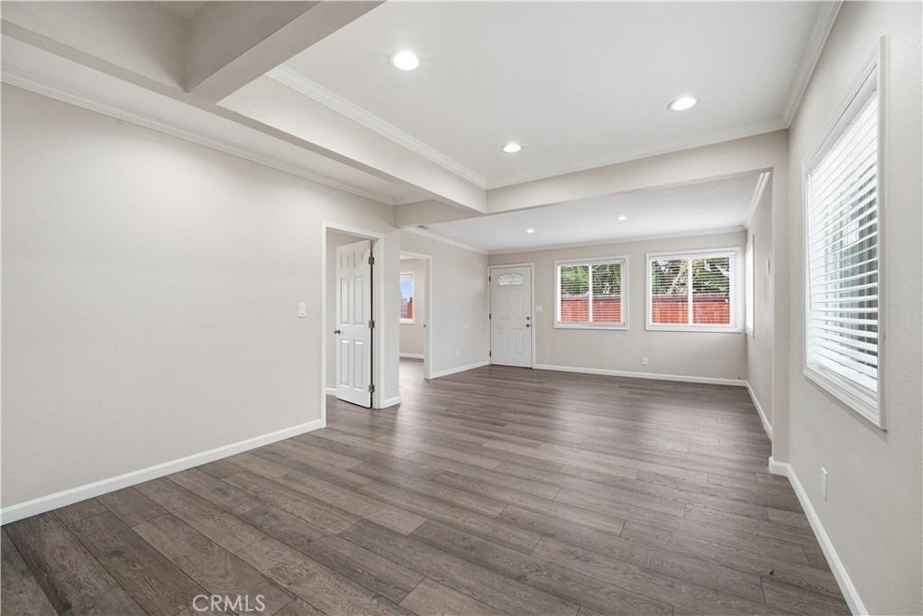 7620 Variel Avenue - Photo 12