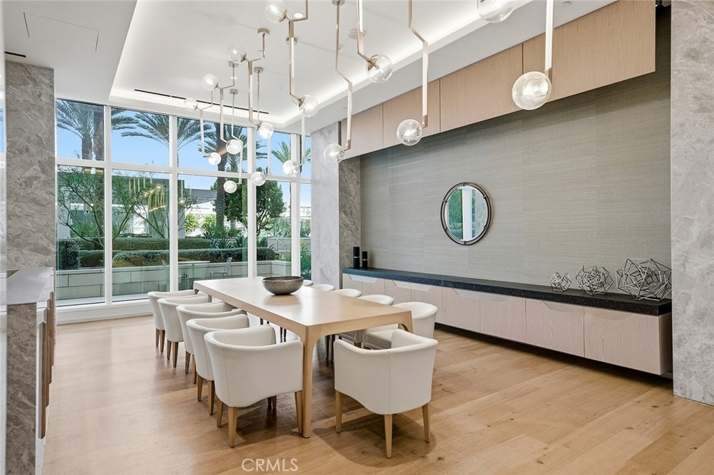 877 Francisco - Photo 10