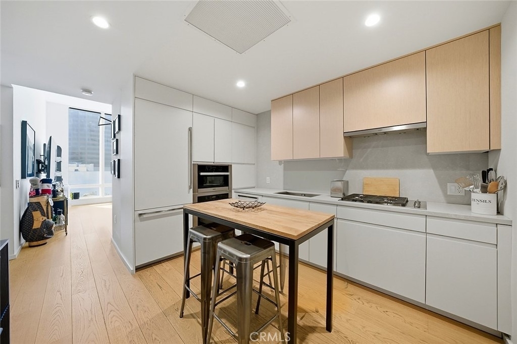 877 Francisco - Photo 18