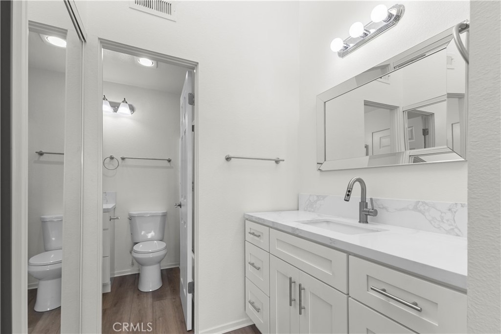 12750 Centralia Street - Photo 16