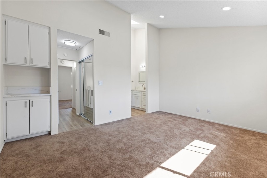12750 Centralia Street - Photo 19