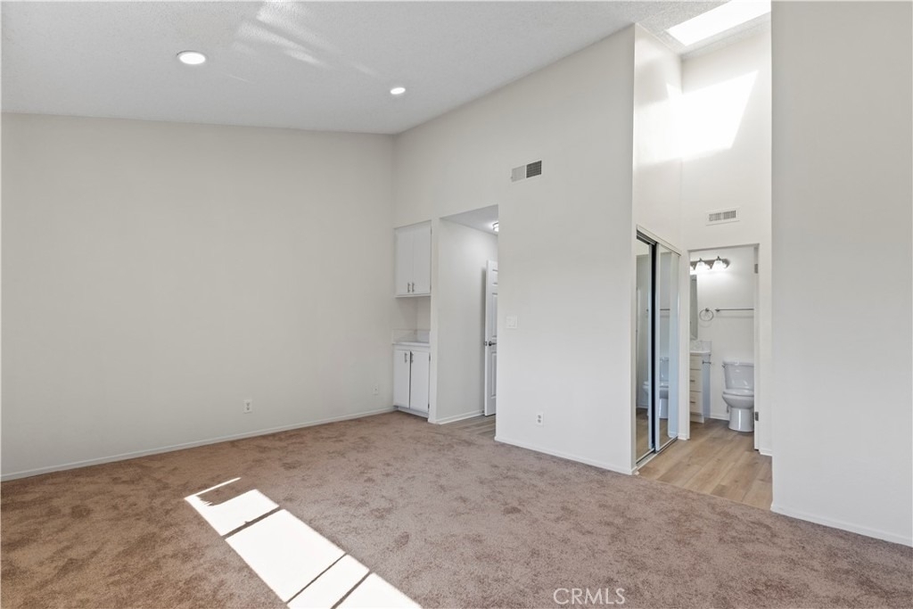 12750 Centralia Street - Photo 20