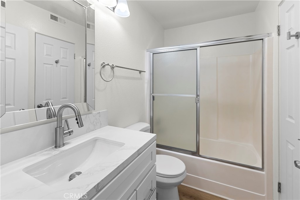 12750 Centralia Street - Photo 13