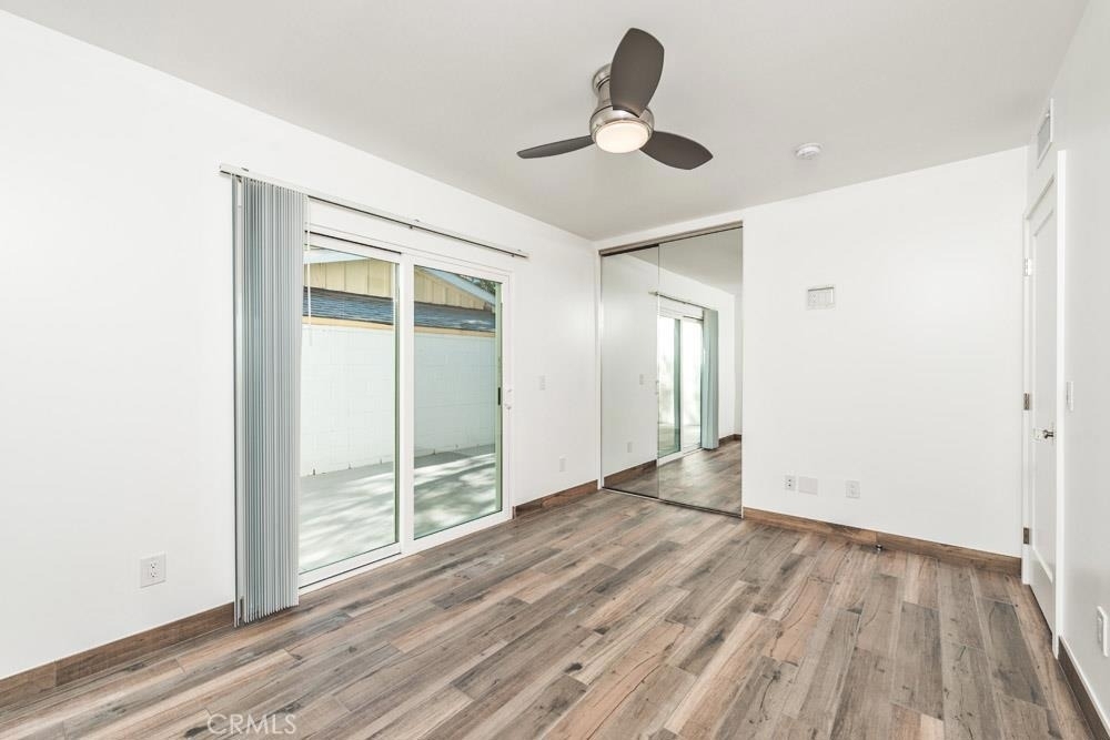 555 N Olive Street - Photo 5