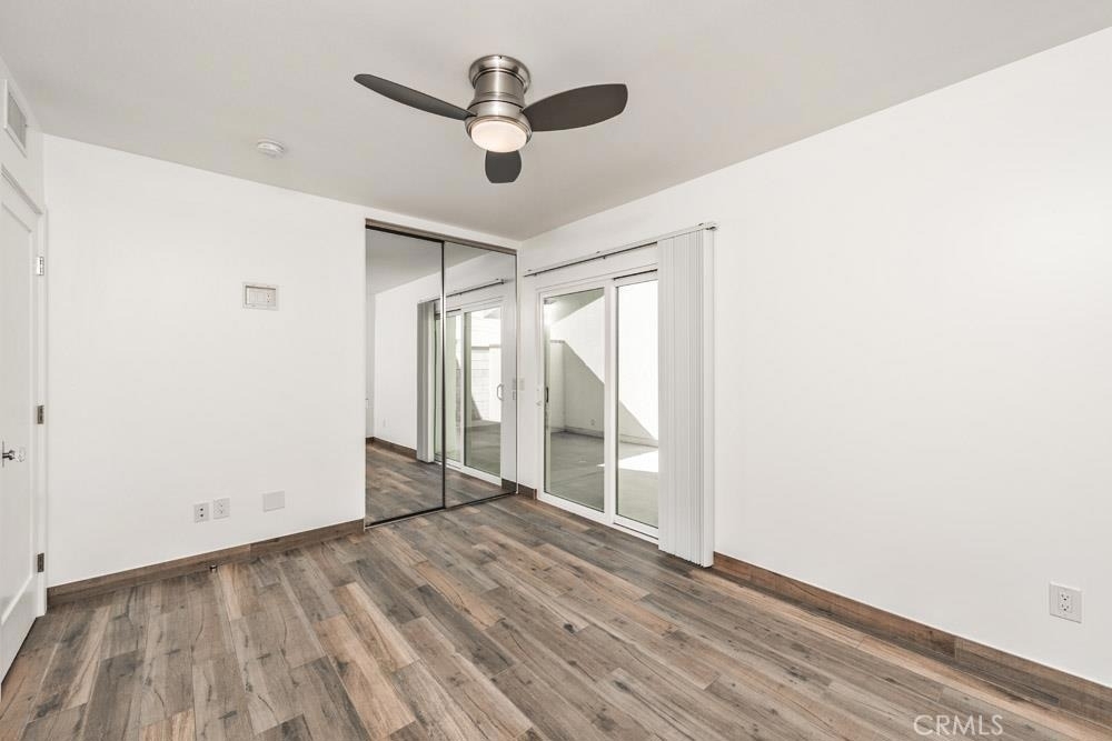 555 N Olive Street - Photo 4