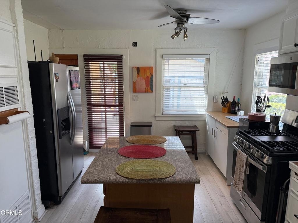 3216 Sherwood Avenue - Photo 10