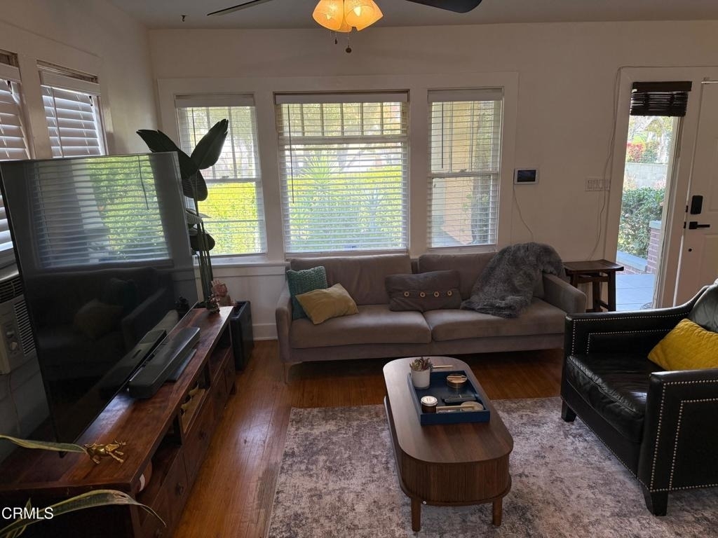 3216 Sherwood Avenue - Photo 8