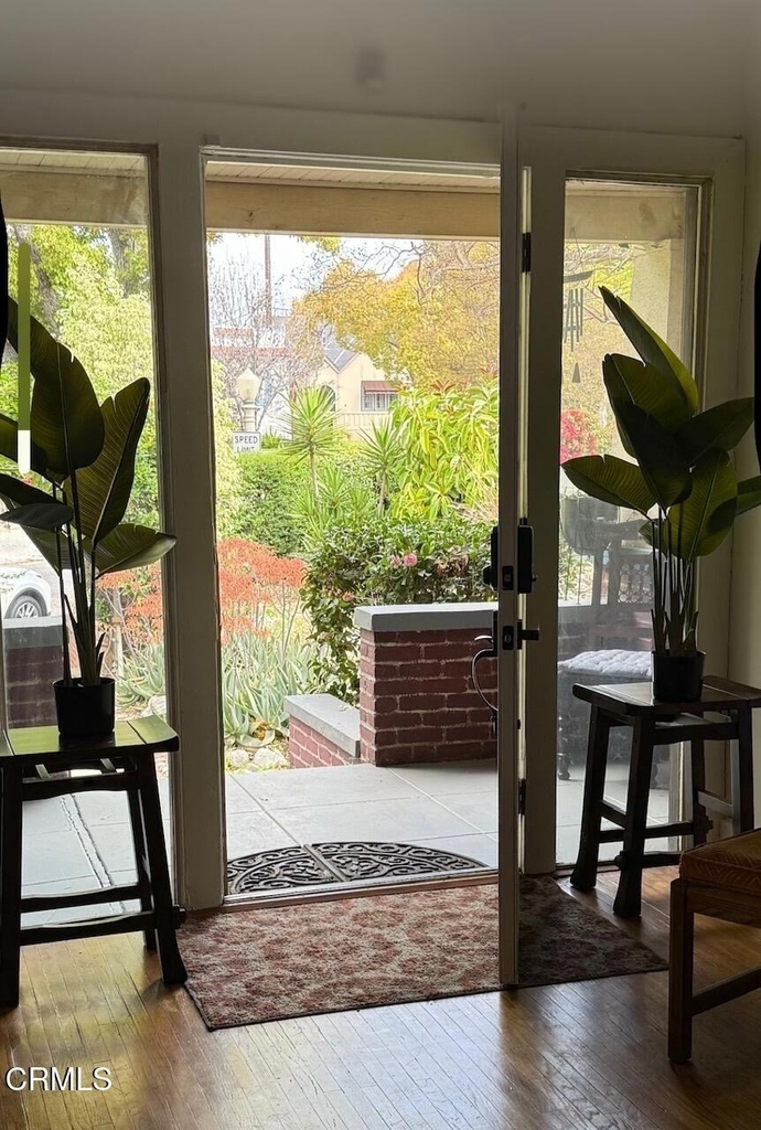 3216 Sherwood Avenue - Photo 4