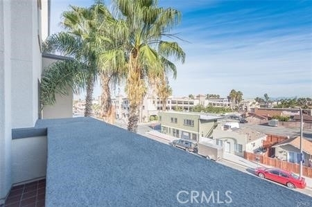 200 Pacific Coast Hwy - Photo 18