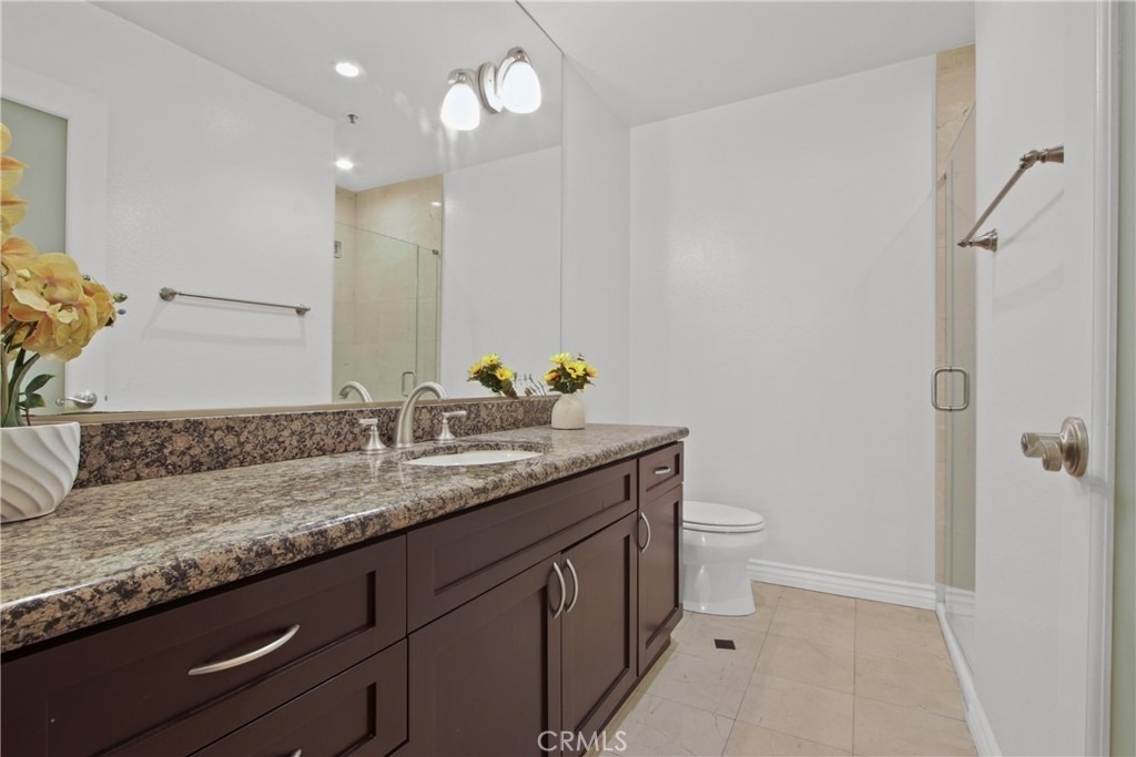 121 S Hope Street - Photo 7