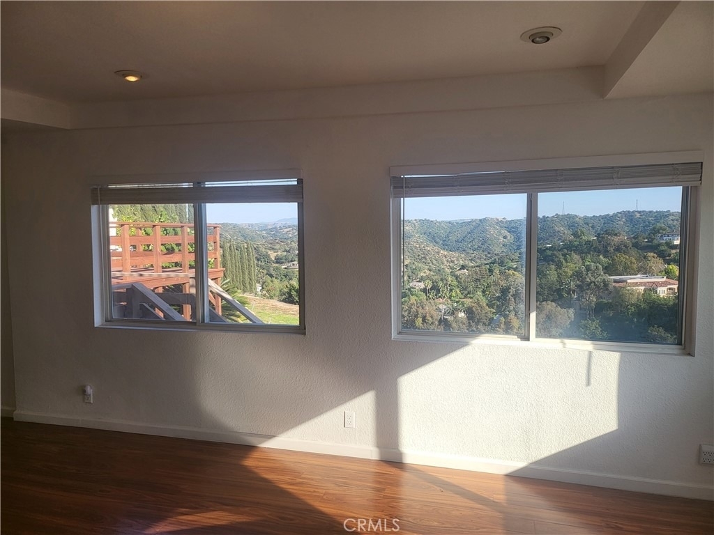 2400 Indian Creek - Photo 5