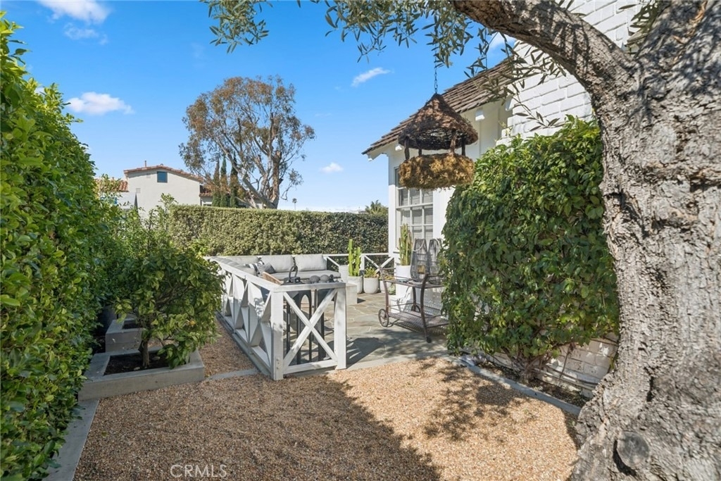 420 Acacia - Photo 26