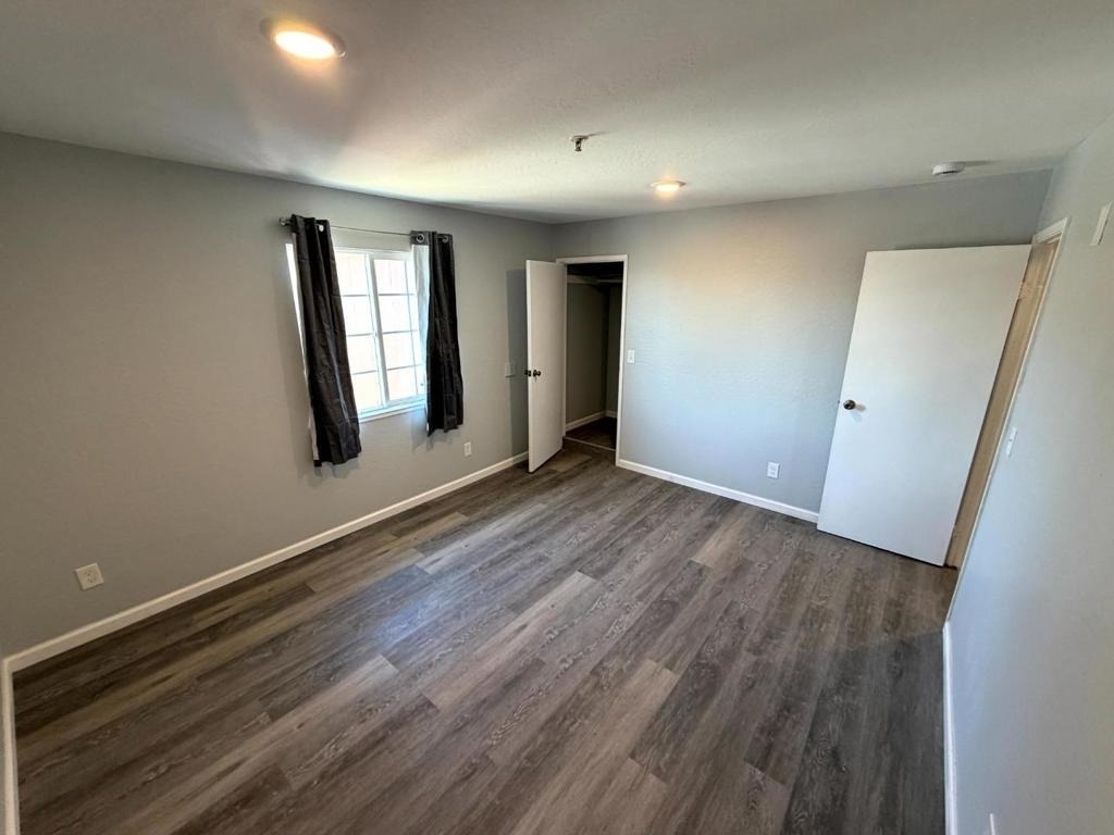 890 Rider Avenue - Photo 8