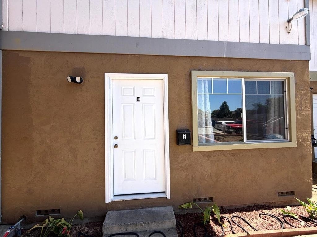890 Rider Avenue - Photo 1