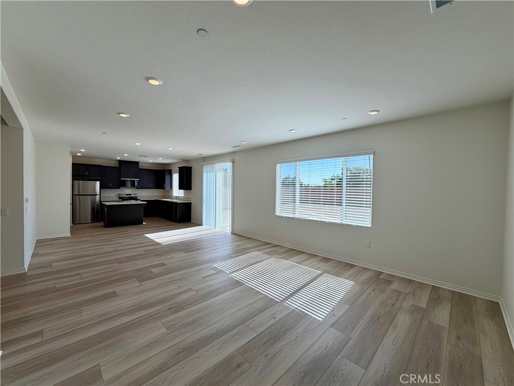 9643 Babaco - Photo 1