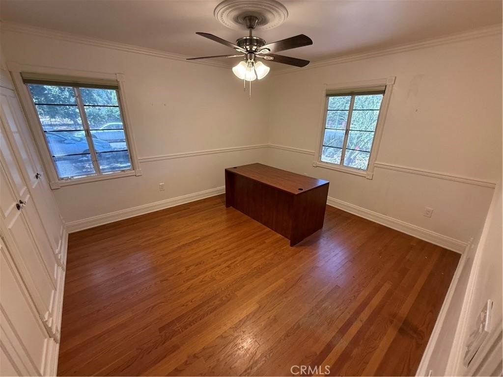 929 E Grand Boulevard - Photo 15