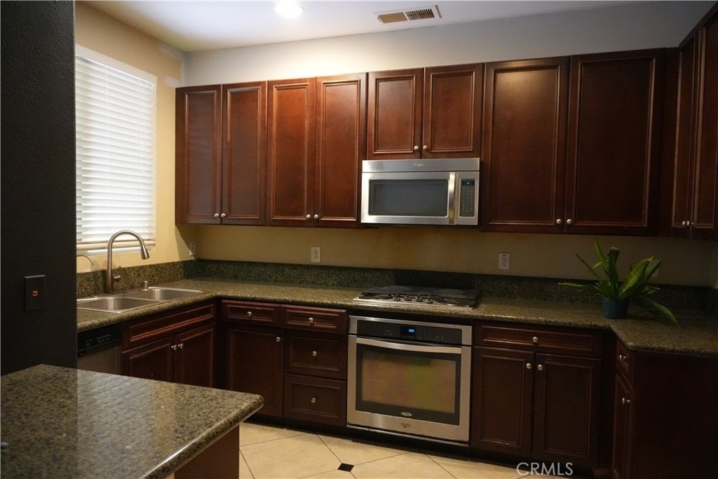 30505 Canyon Hills - Photo 1