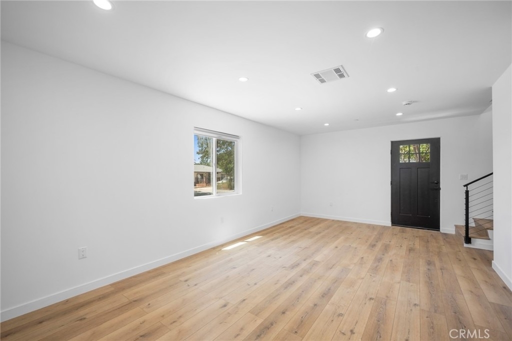 17805 Ludlow Street - Photo 7