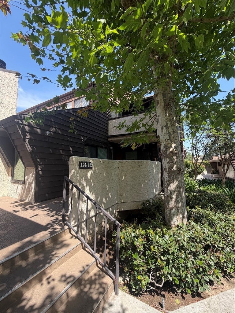 15050 Sherman Way - Photo 3