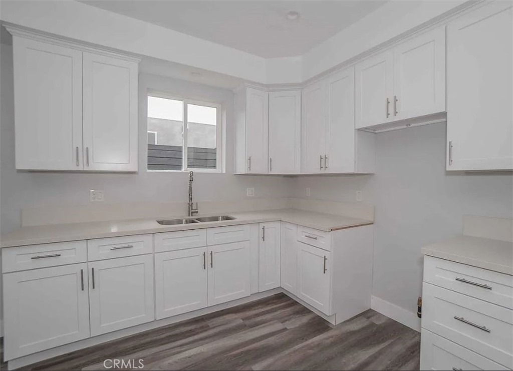 127 W Imperial - Photo 5
