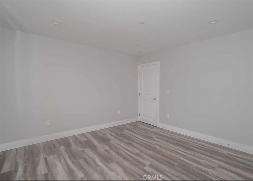 127 W Imperial - Photo 4