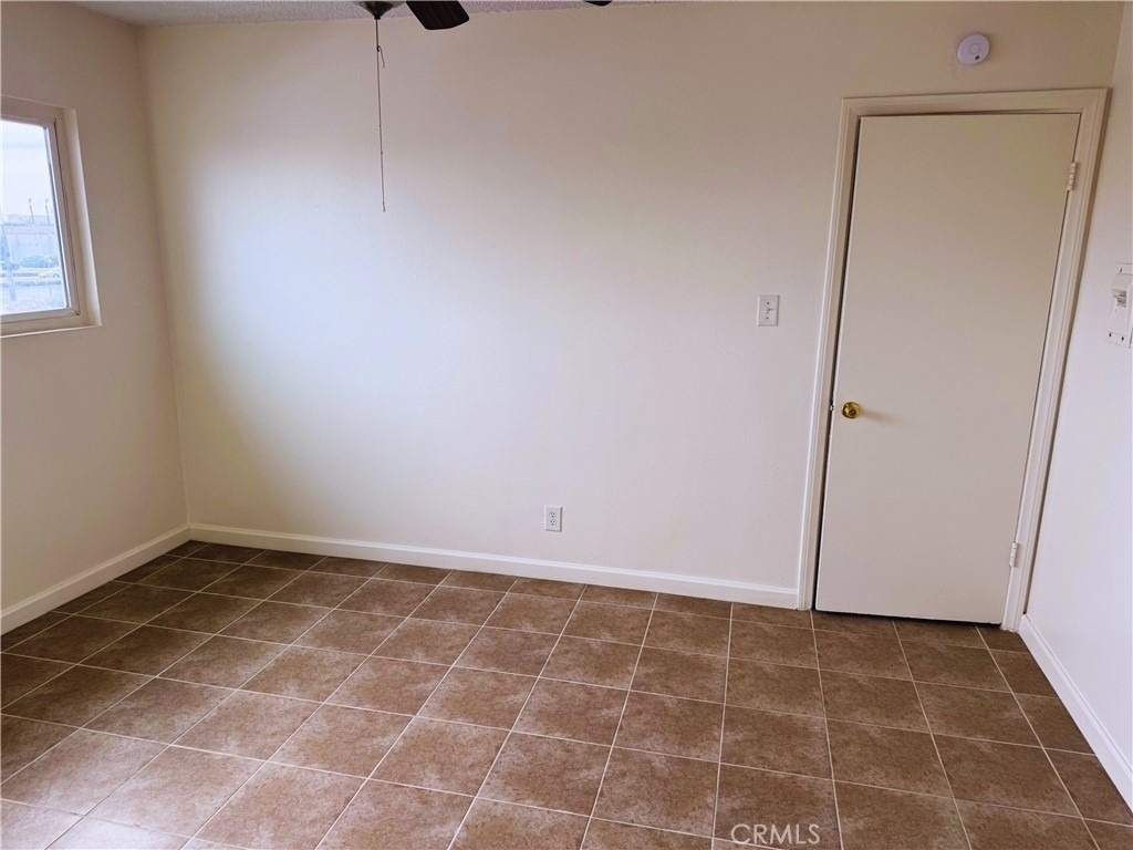 11118 Newville Ave - Photo 8