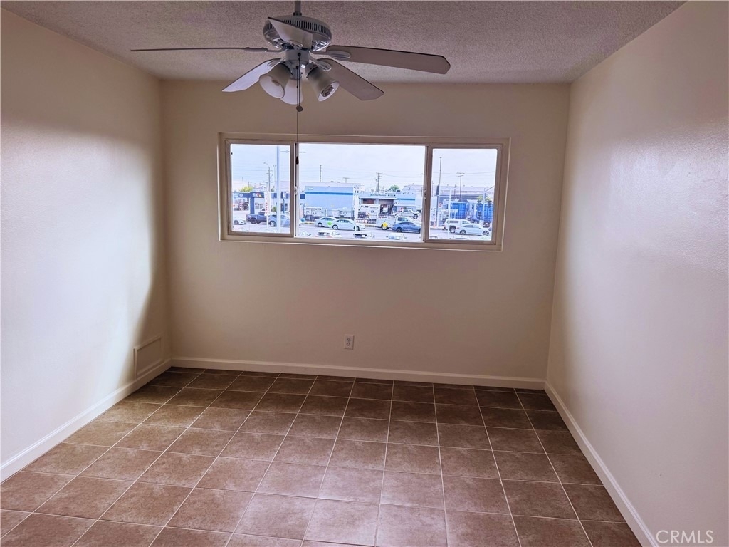 11118 Newville Ave - Photo 11