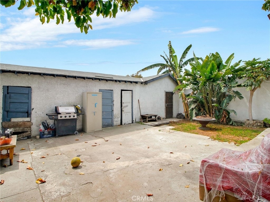 614 E 23rd - Photo 27