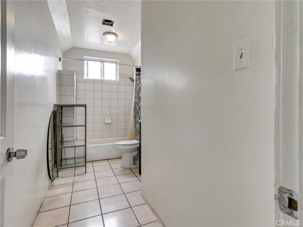 614 E 23rd - Photo 23