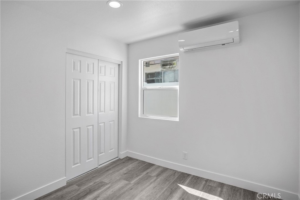 1021 Columbia - Photo 7