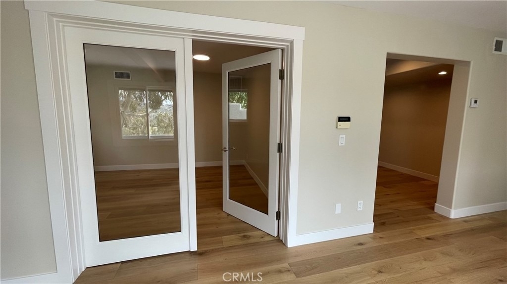 2183 Argyle Avenue - Photo 6