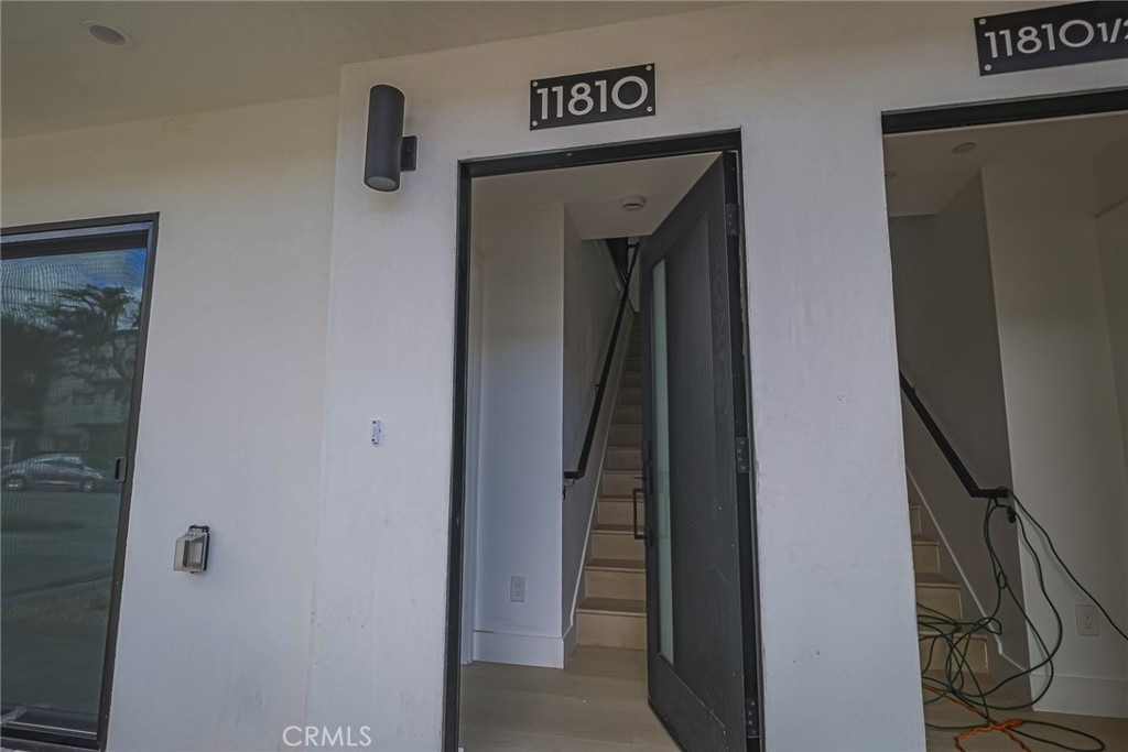 11814 Gilmore Street - Photo 5