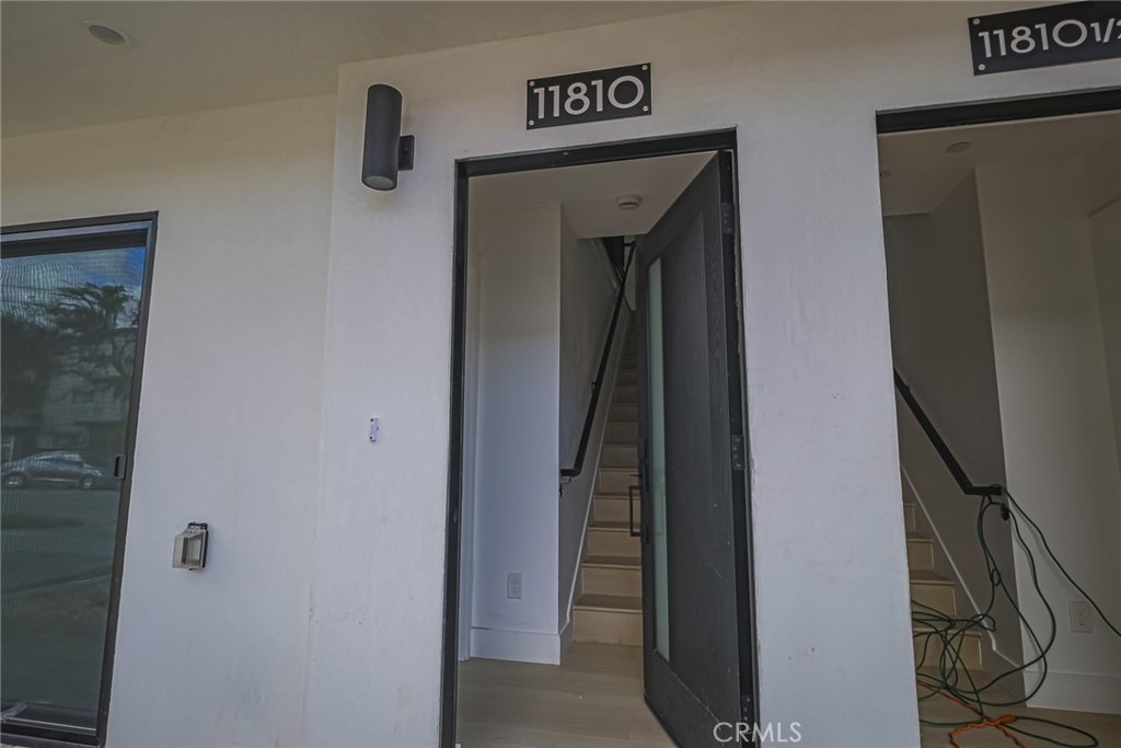 11810 Gilmore Street - Photo 5