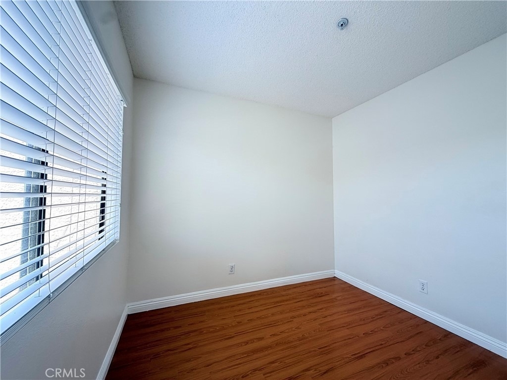 418 N 1st St - Photo 25