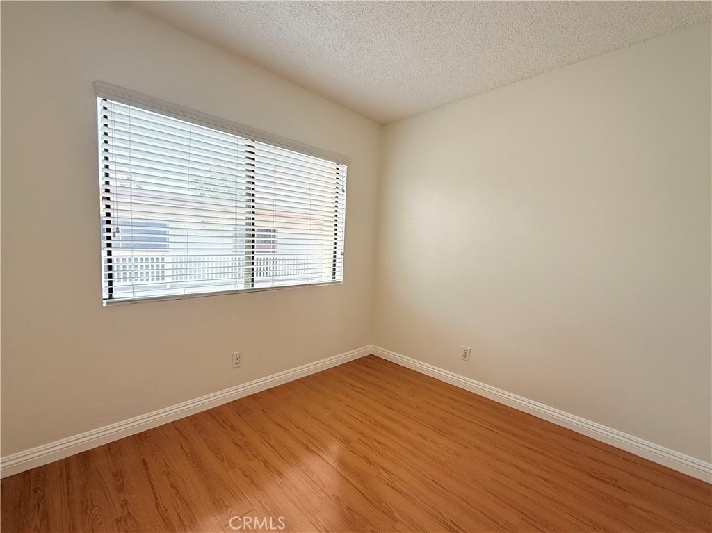 418 N 1st St - Photo 23